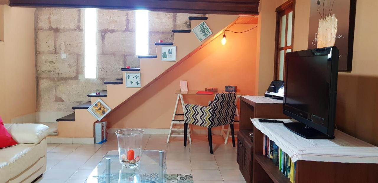 2 Bedrooms House With Private Pool Enclosed Garden And Wifi At Campos *