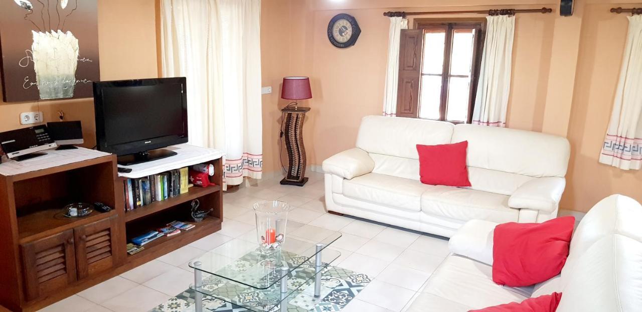 2 Bedrooms House With Private Pool Enclosed Garden And Wifi At Campos Campos (Mallorca)